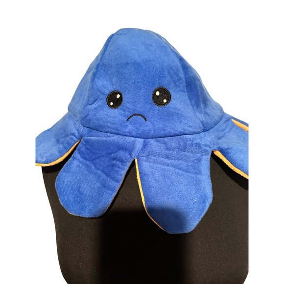 Reversible Octopus Mood Hat – Child Size‎ 🐙✨ - Picture 2 of 4
